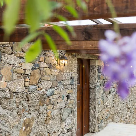 Casa Da Ponte De Penas * Melide