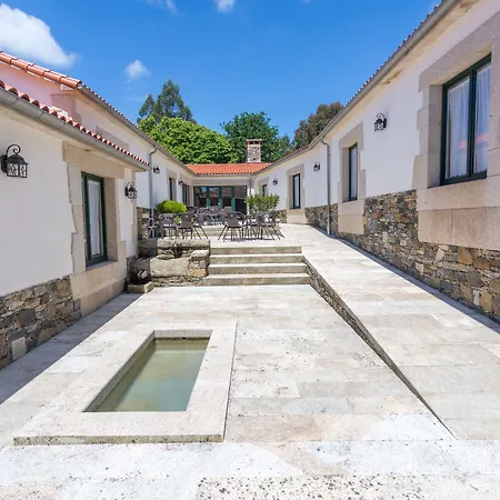 Casa Da Ponte De Penas * Melide