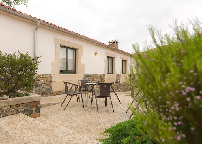 Casa Da Ponte De Penas * Melide