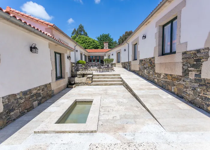 Casa Da Ponte De Penas * Melide